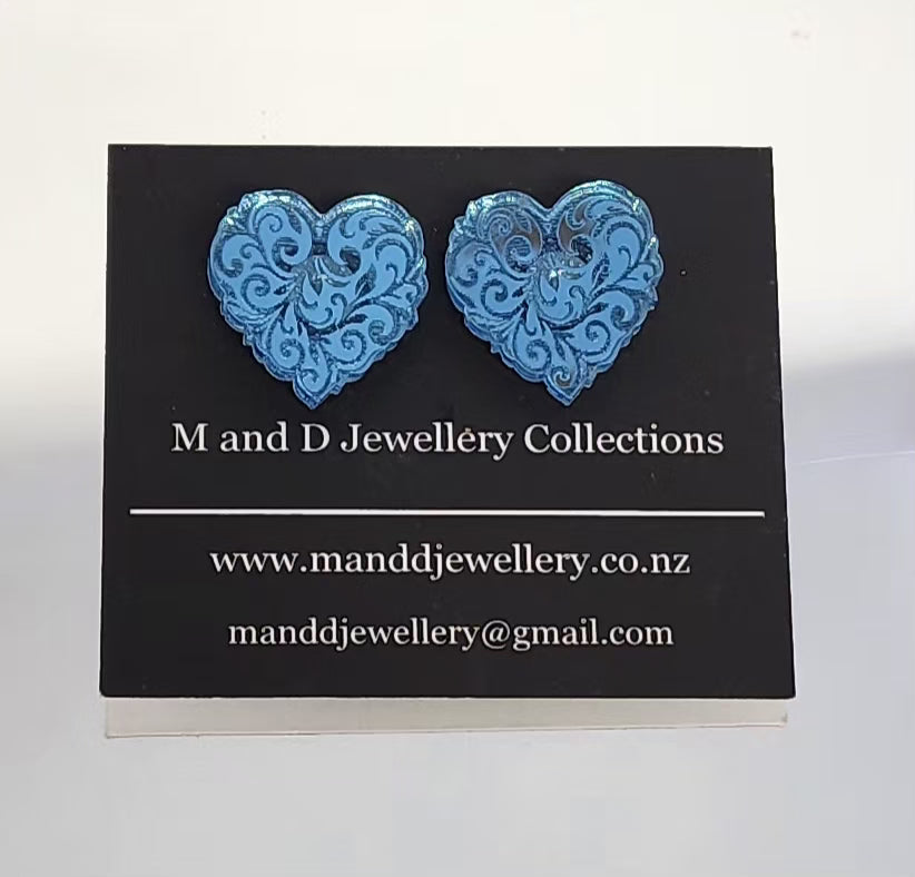 Heart Engraved Mirror Filigree Studs