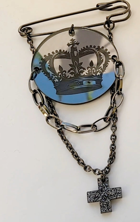 Kilt Pin Crown Engraved Mirror Brooch with chain and charm detail
