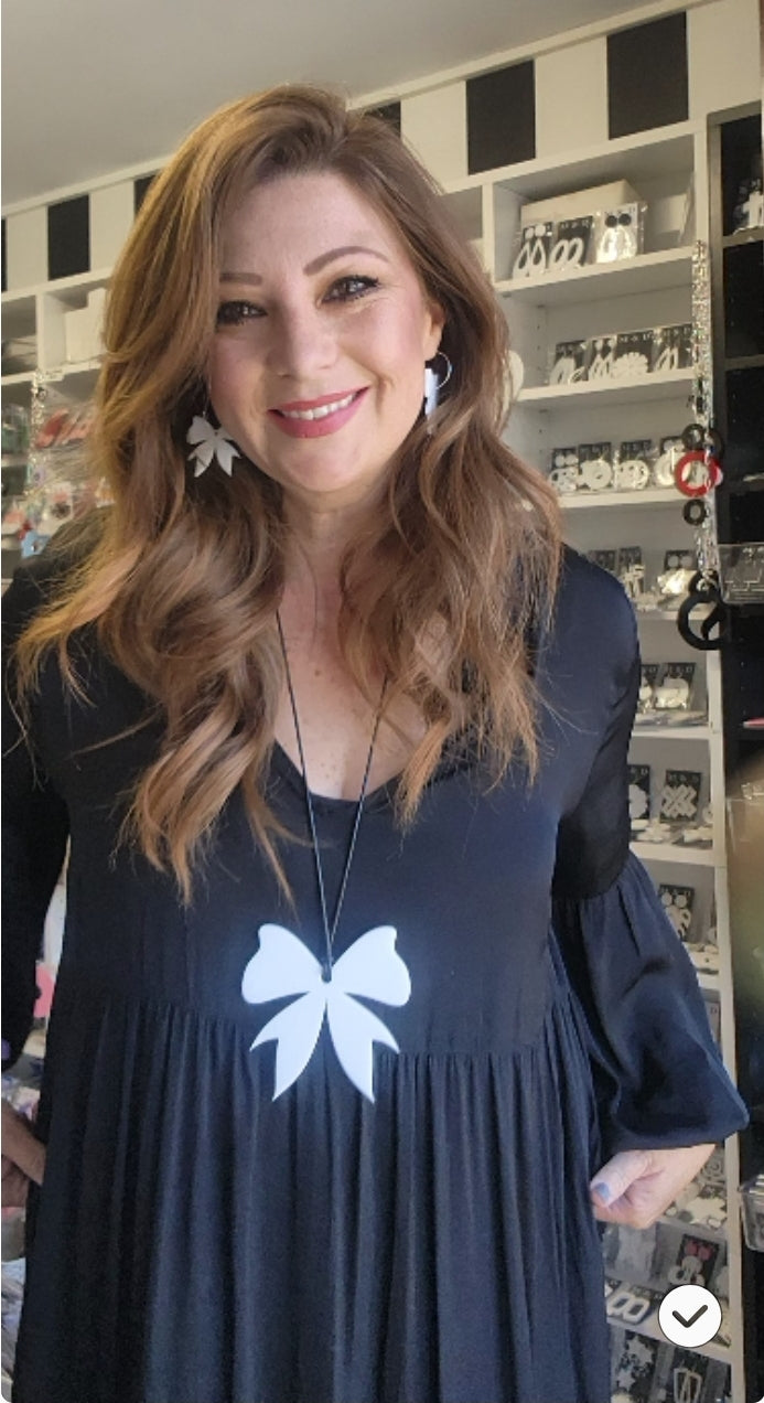 Bow Dangles Earrings