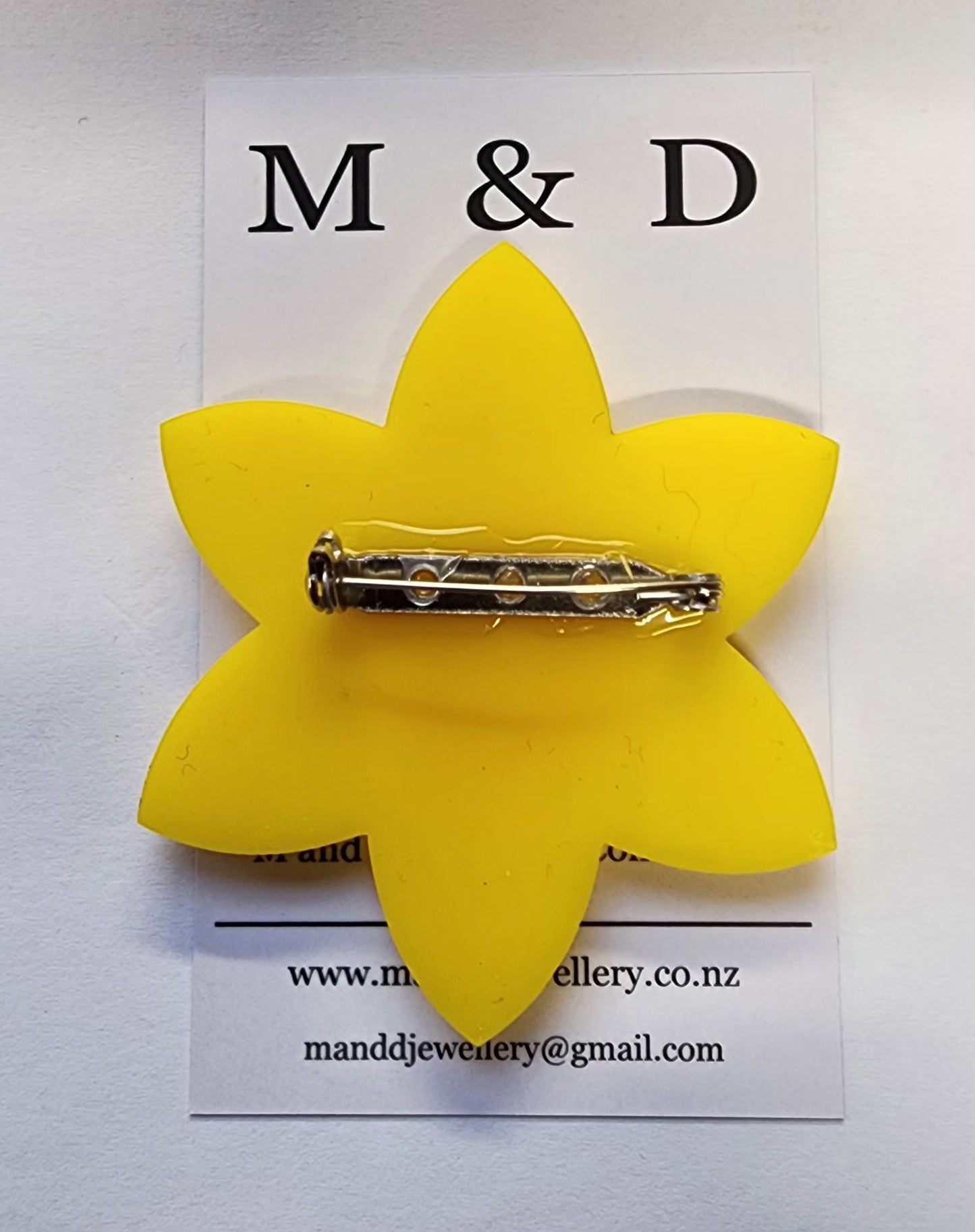 Daffodil Brooch