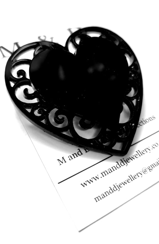 Brooch Filigree Heart