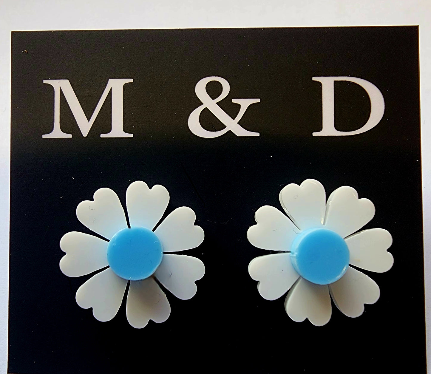 Daisy Studs