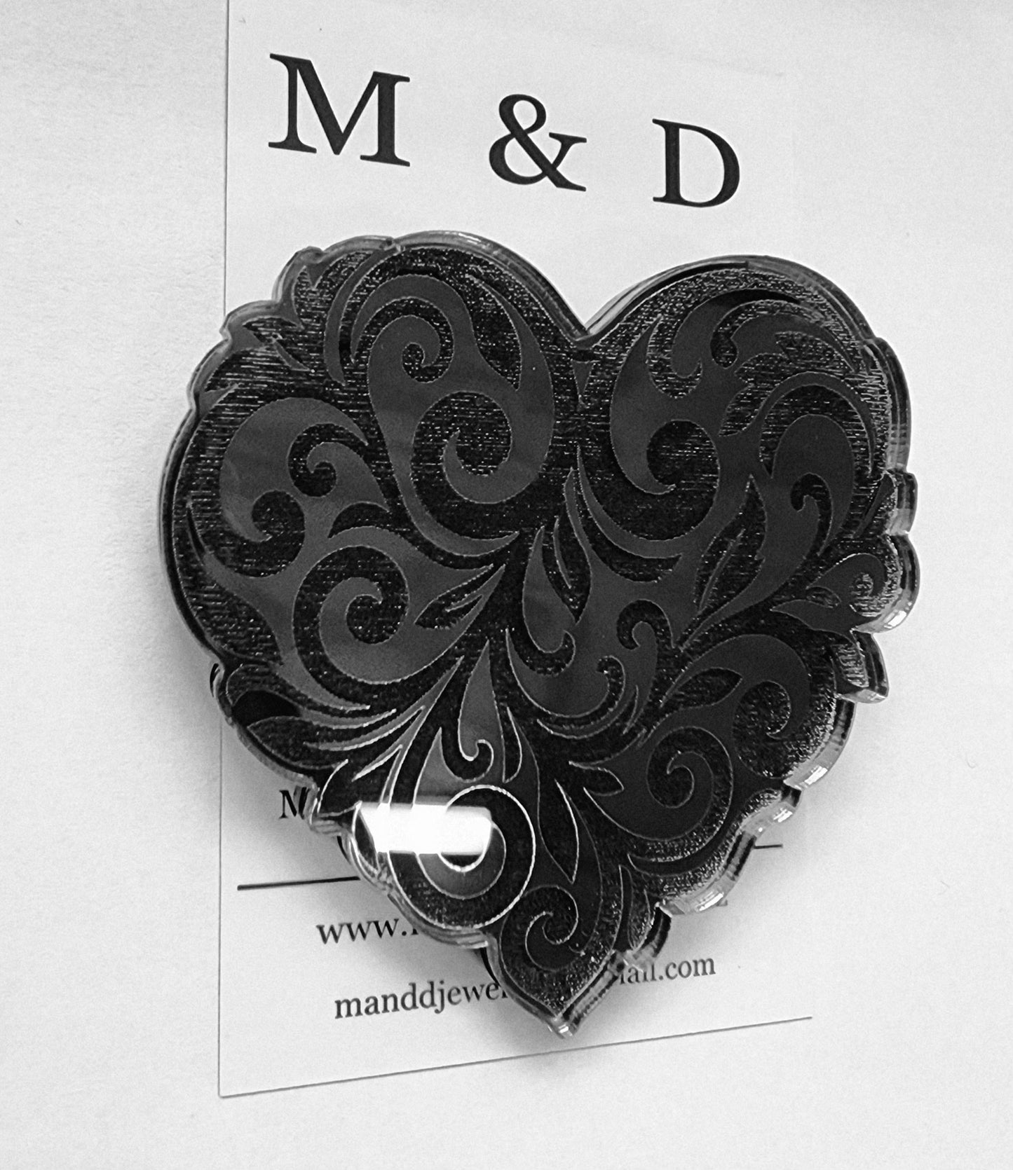 Heart Engraved Mirror Filigree Brooch