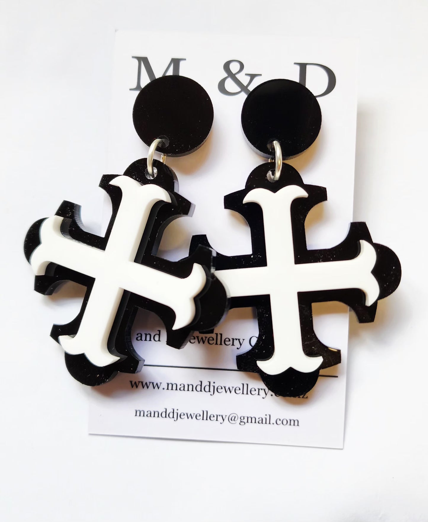 Botonee Cross with Bar Stud Dangles