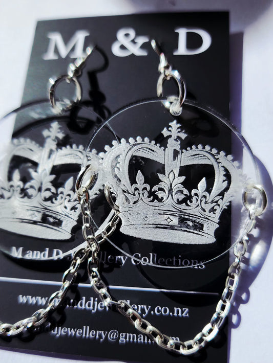 Crown Engraved Dangle Earrings with chain detail