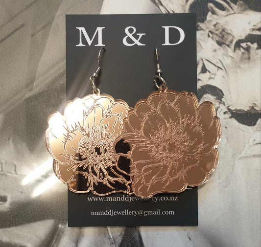 Peony Engraved Mirror Earrings Dangles