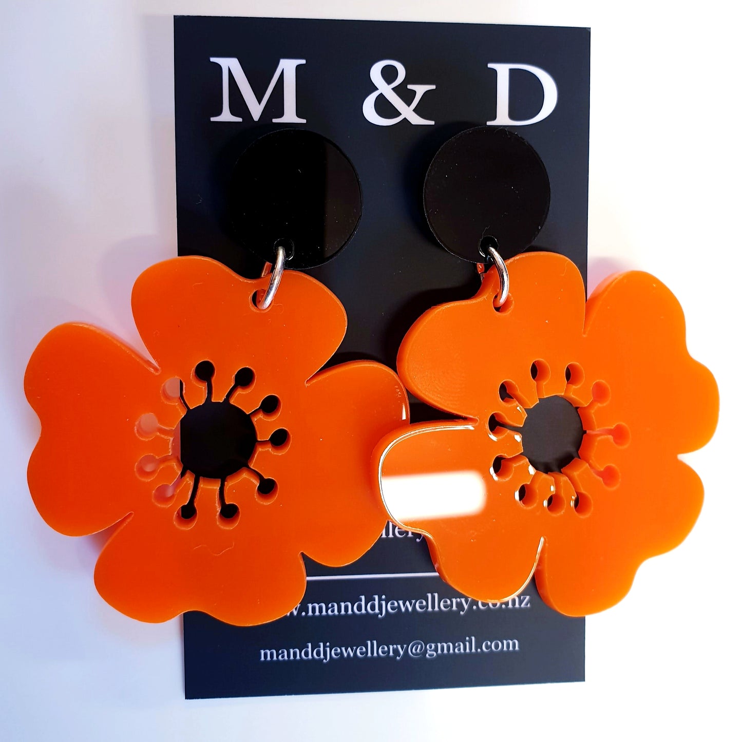 Poppy Too Earrings Stud Dangles