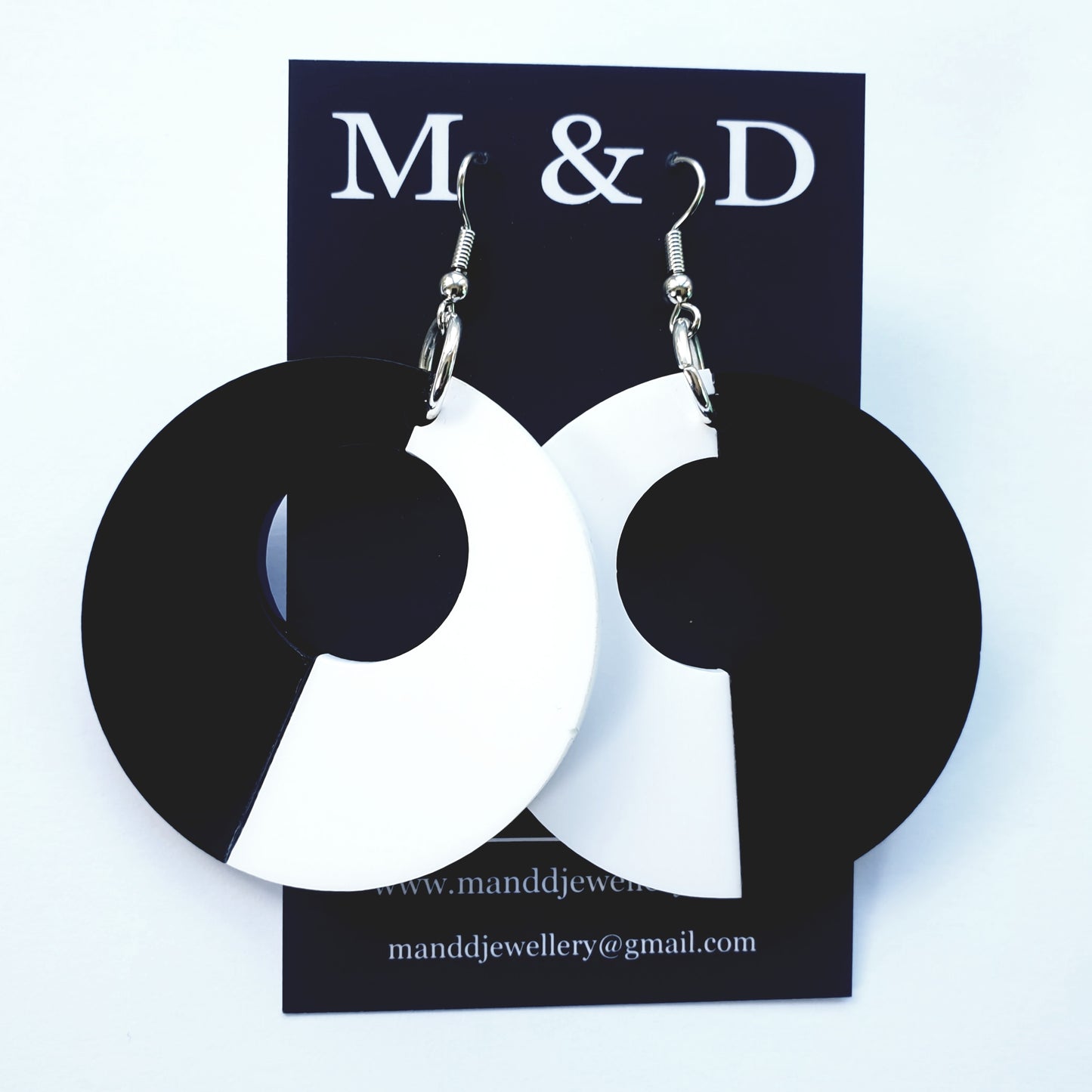 Spliced Circle Dangles Earrings