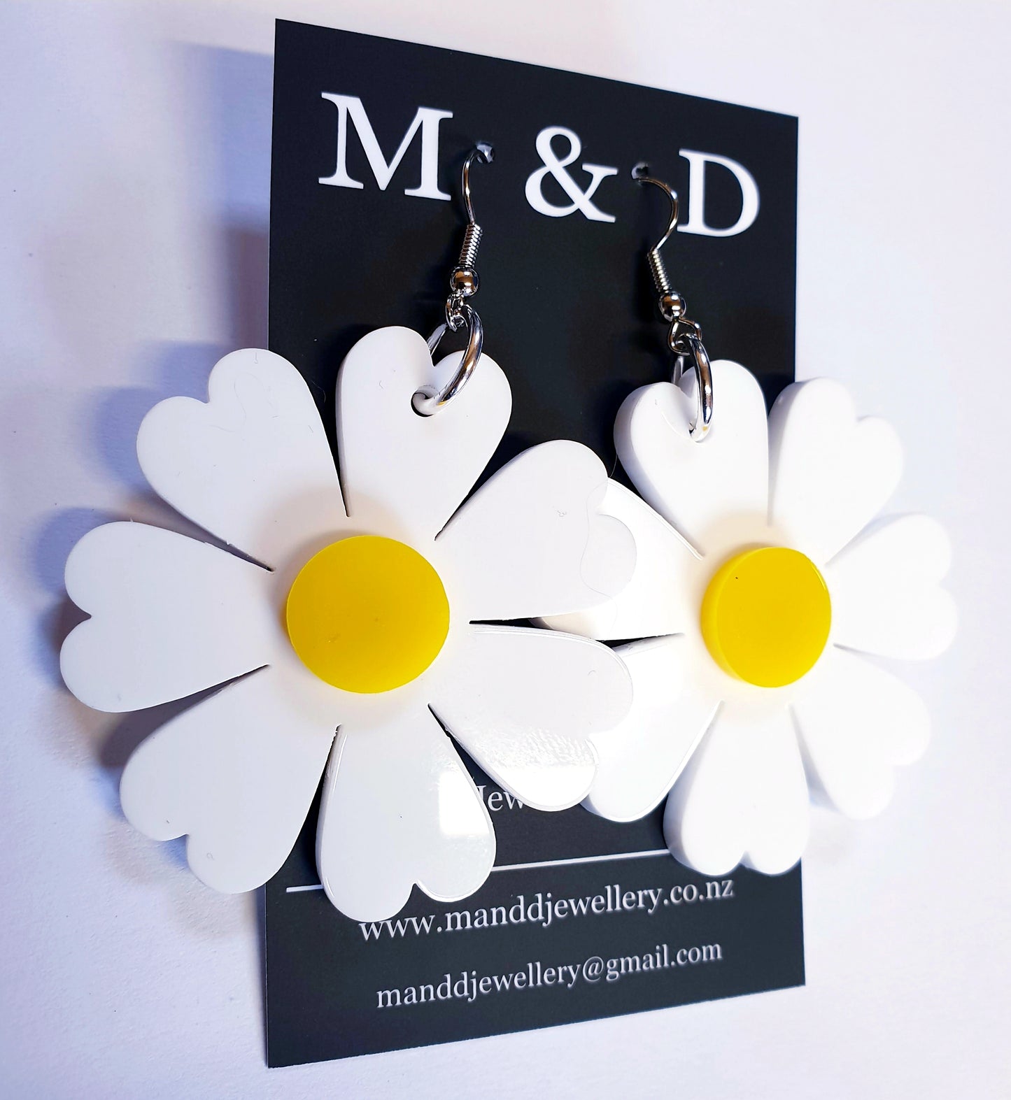 Daisy Dangles Earrings