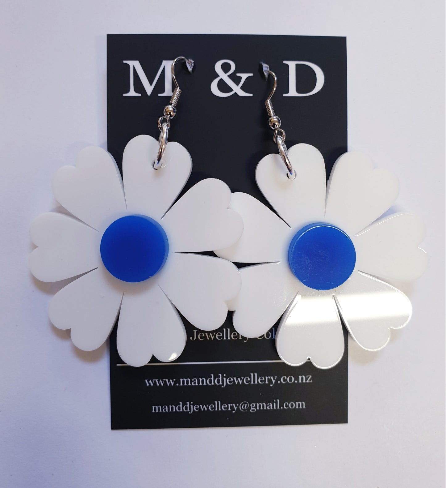 Daisy Dangles Earrings