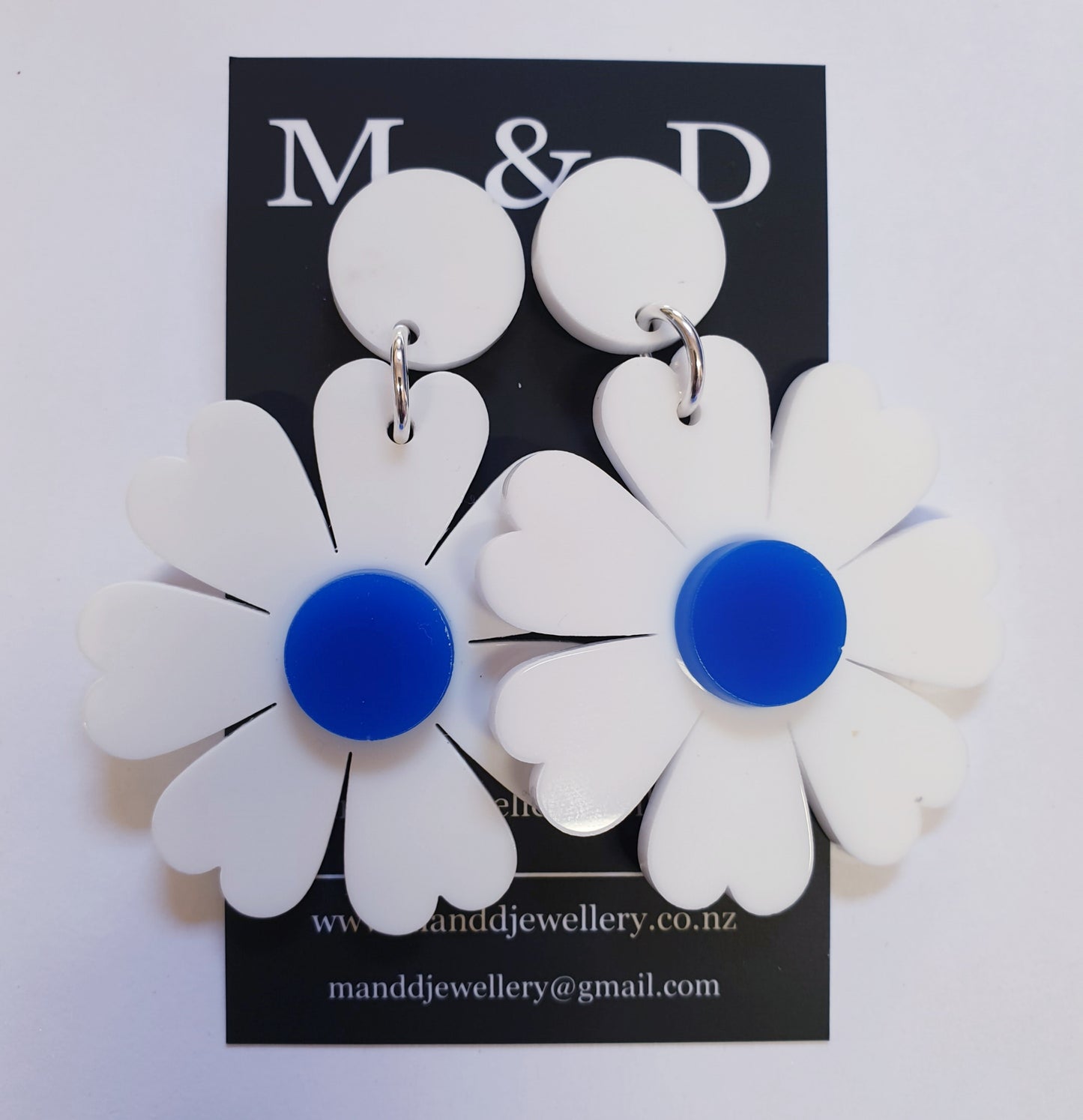 Daisy Stud Dangles Earrings