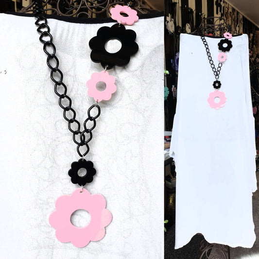 Lariat Flower Power Pink and Black with Pink Pendant