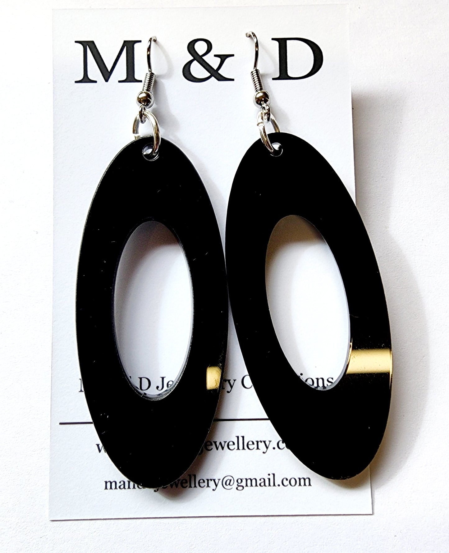 Oval Earrings Dangles