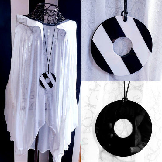 Striped Circle Reversible Statement necklace